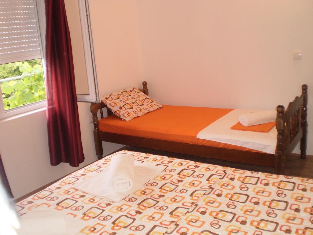 Apartment Vuk I Novak อุลซิน ภายนอก รูปภาพ