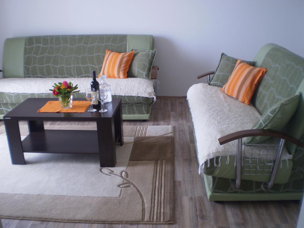 Apartment Vuk I Novak อุลซิน ภายนอก รูปภาพ