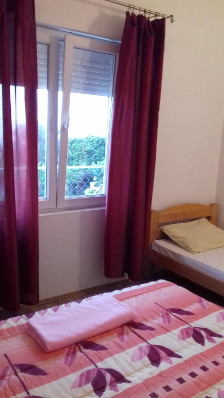 Apartment Vuk I Novak อุลซิน ภายนอก รูปภาพ