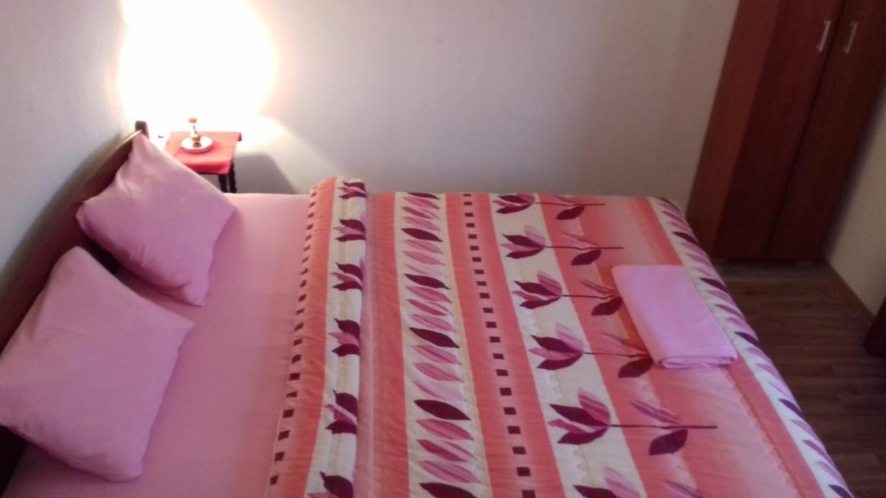 Apartment Vuk I Novak อุลซิน ภายนอก รูปภาพ